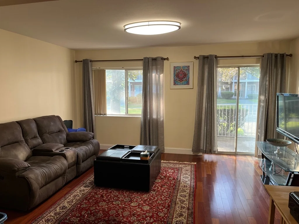 2 bed, 1 bath apartment for rent at 49 Bayberry Dr Unit 2, Sharon — photo 6 of 14