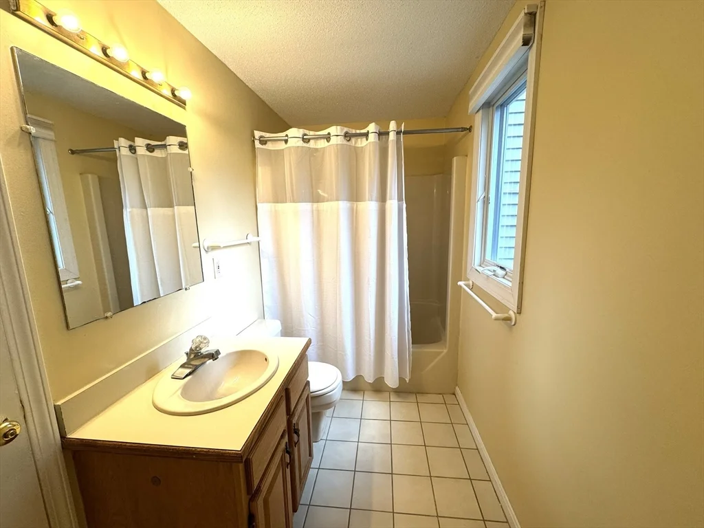 2 bed, 2 bath apartment for rent at 49 Brickett Hill Circle Unit 49, Haverhill — photo 20 of 30