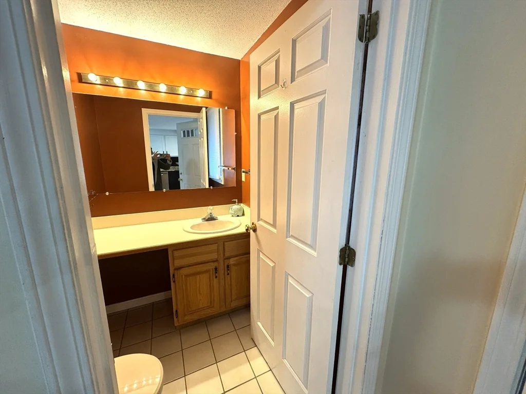 2 bed, 2 bath apartment for rent at 49 Brickett Hill Circle Unit 49, Haverhill — photo 9 of 30