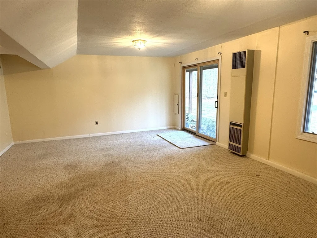 2 bed, 2 bath apartment for rent at 49 Brickett Hill Circle Unit 49, Haverhill — photo 23 of 30
