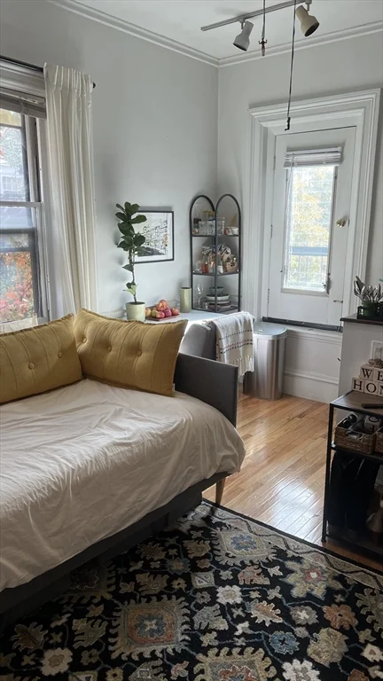 Studio bed, 1 bath apartment for rent at 49 Brimmer St Unit 5A, Beacon Hill — photo 3 of 7
