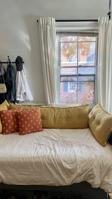 Studio bed, 1 bath apartment for rent at 49 Brimmer St Unit 5A, Beacon Hill