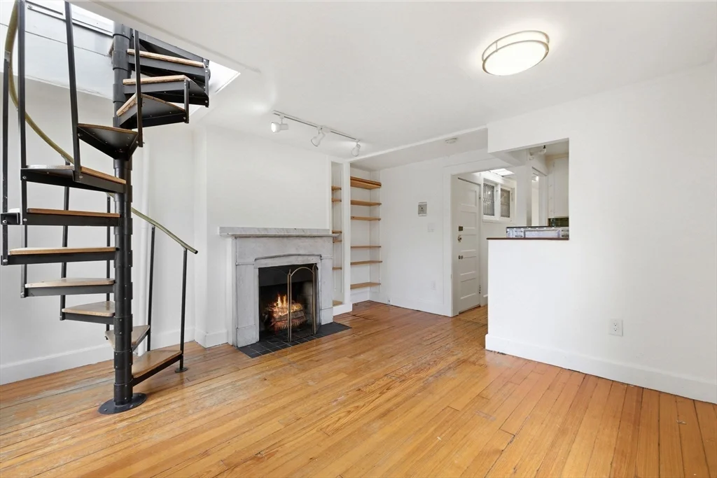 1 bed, 1 bath apartment for rent at 49 Brimmer St Unit 9, Beacon Hill — photo 3 of 17