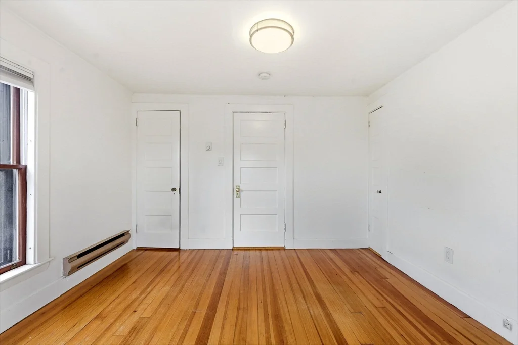 1 bed, 1 bath apartment for rent at 49 Brimmer St Unit 9, Beacon Hill — photo 11 of 17