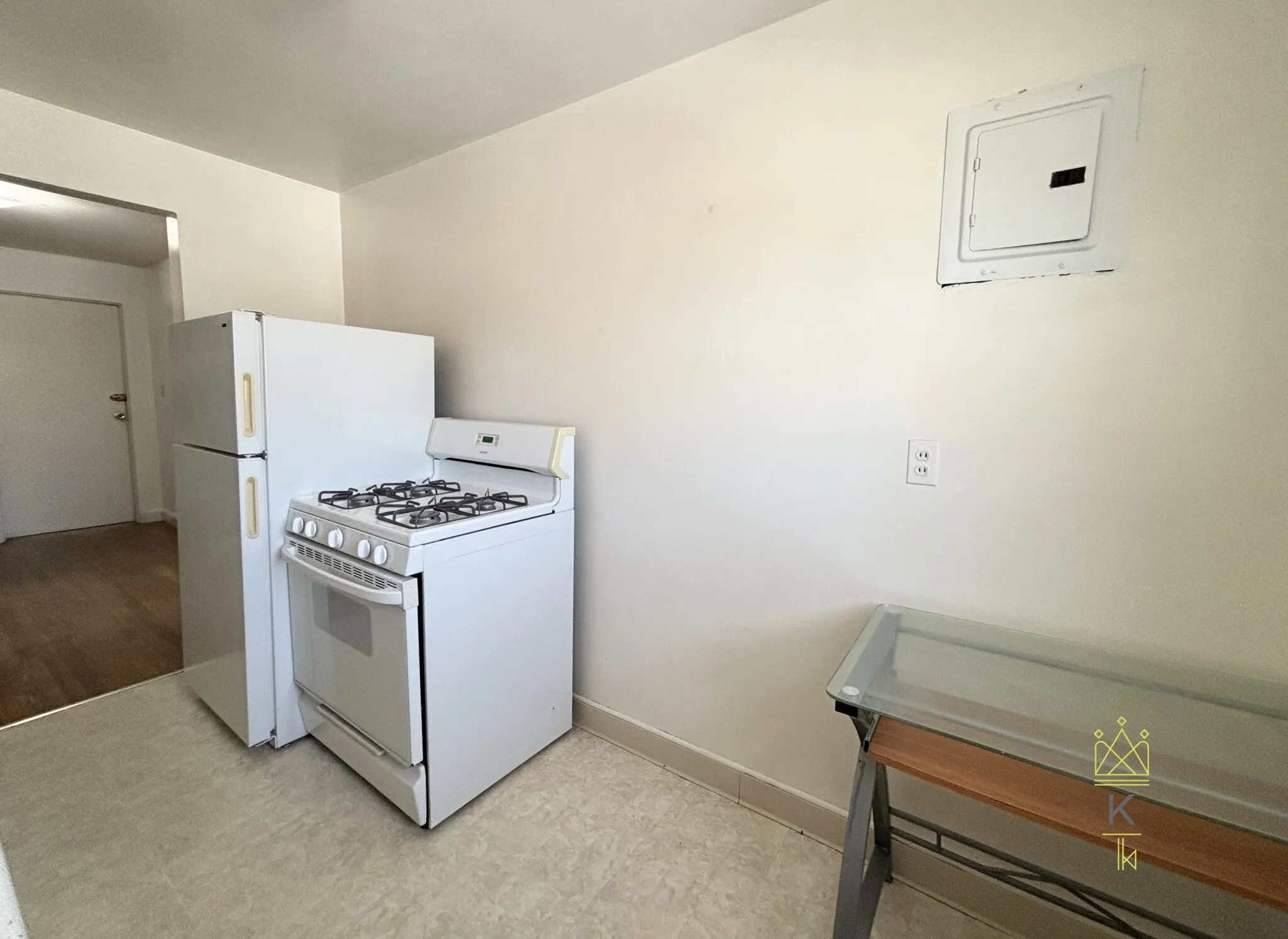 1 bed, 1 bath apartment for rent at 49 Broadway Unit 6, Arlington — photo 6 of 10