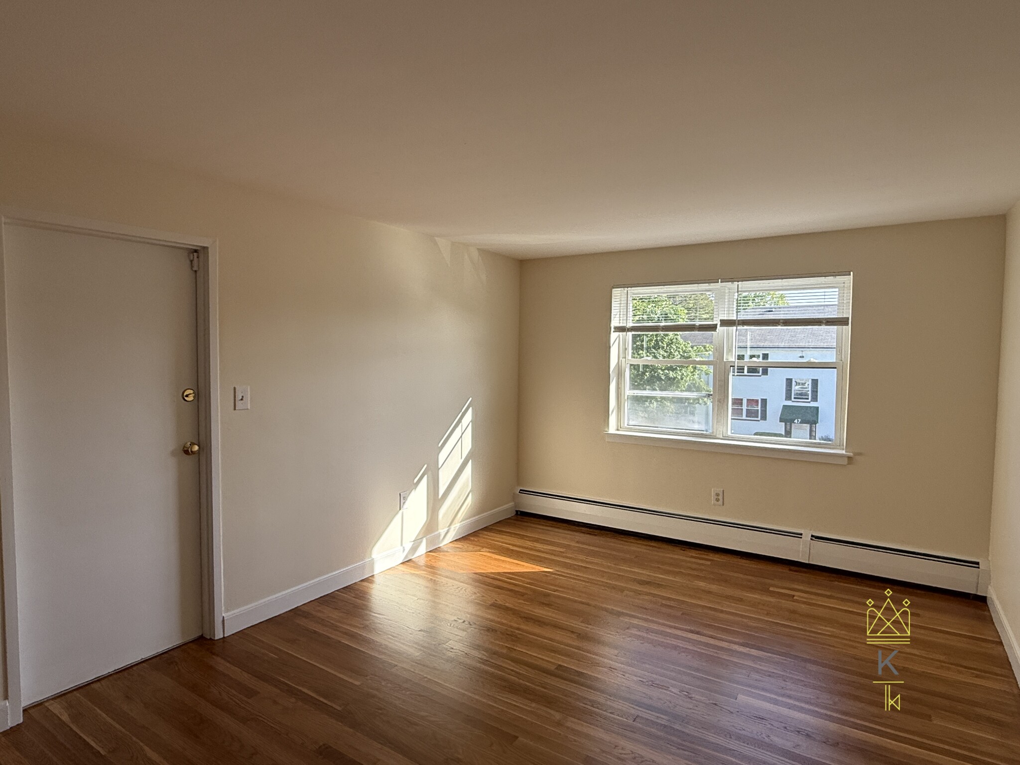 1 bed, 1 bath apartment for rent at 49 Broadway Unit 8, Arlington — photo 2 of 14