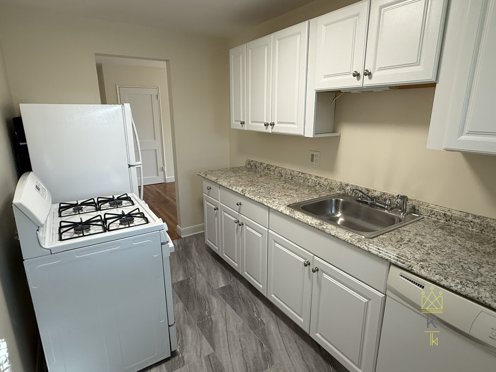 1 bed, 1 bath apartment for rent at 49 Broadway Unit 8, Arlington — photo 5 of 14
