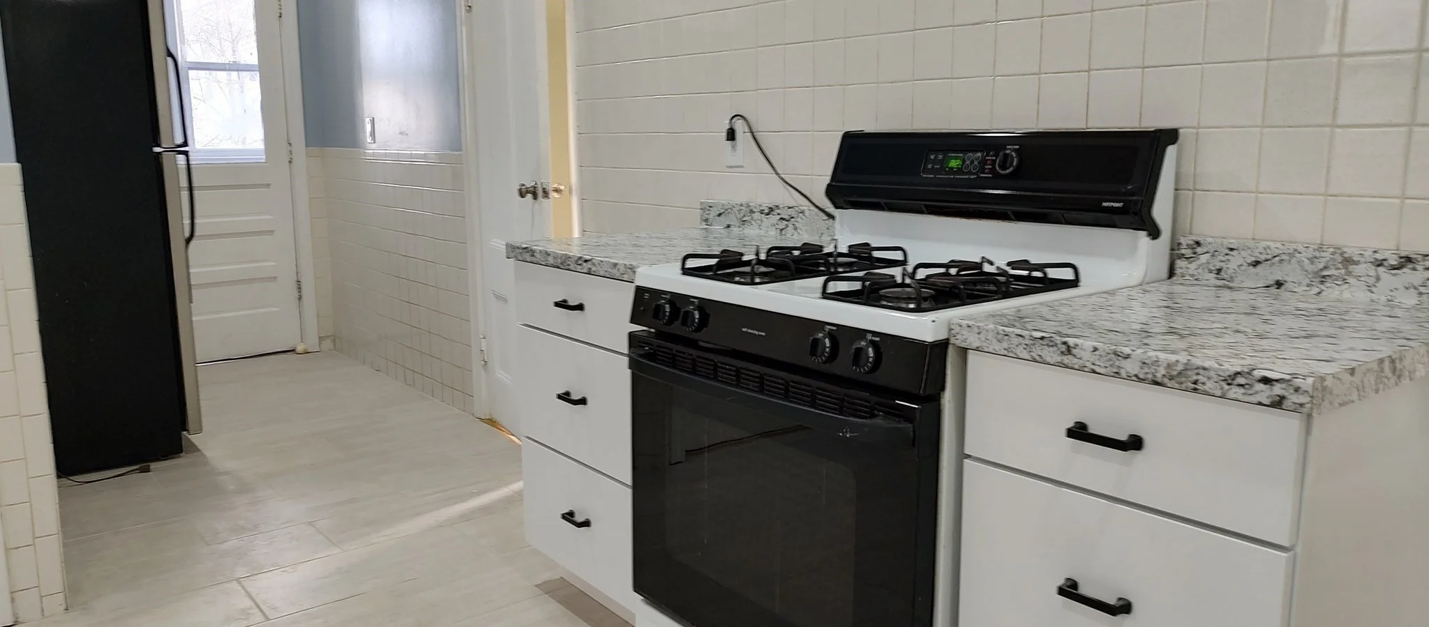 4 bed, 1 bath apartment for rent at 49 Burrell Unit 3, Roxbury — photo 7 of 30