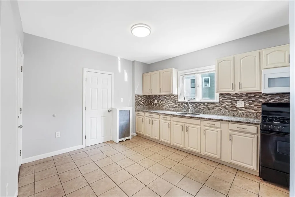 2 bed, 1 bath apartment for rent at 49 Burt Unit 1, Dorchester — photo 2 of 16