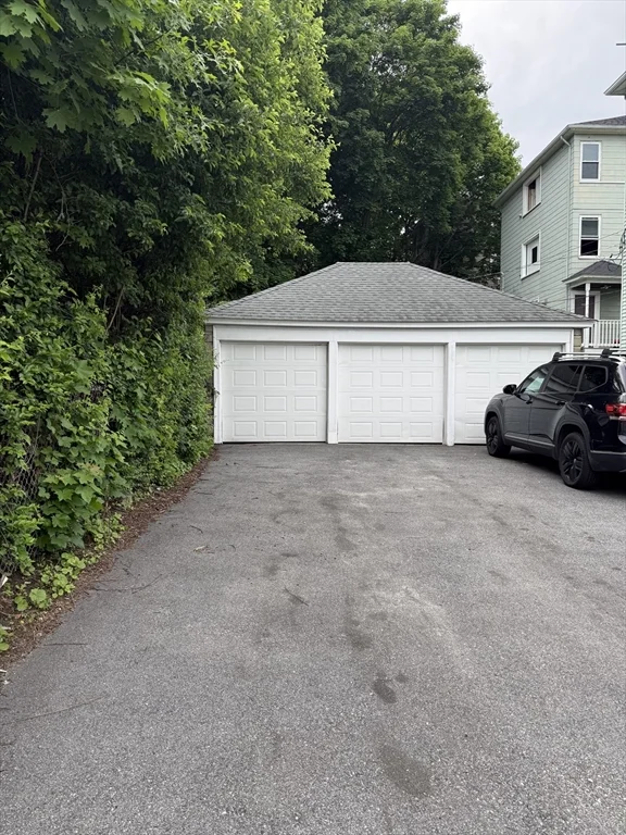 3 bed, 1 bath apartment for rent at 49 Catharine St Unit B, Worcester — photo 14 of 14