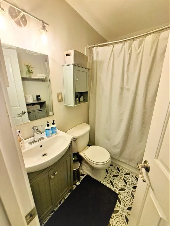 2 bed, 1 bath apartment for rent at 49 Cedar St Unit 1 Rear, Roxbury — photo 15 of 15