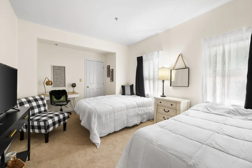 2 bed, 1 bath apartment for rent at 49 Cedar St Unit 3, Roxbury — photo 12 of 16