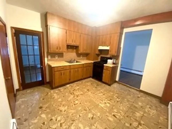 1 bed, 1 bath apartment for rent at 49 Central Ave Unit 1R, Revere — photo 6 of 13
