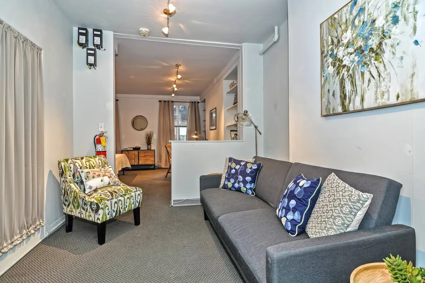 1 bed, 1 bath apartment for rent at 49 Charles St Unit 2, Beacon Hill — photo 8 of 13