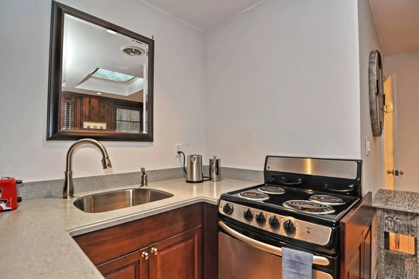 1 bed, 1 bath apartment for rent at 49 Charles St Unit 2, Beacon Hill — photo 5 of 13
