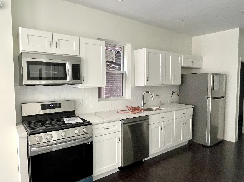 2 bed, 1 bath apartment for rent at 49 Charter St Unit 2A, North End — photo 1 of 6