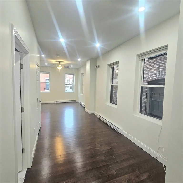 2 bed, 1 bath apartment for rent at 49 Charter St Unit 3, North End — photo 4 of 9