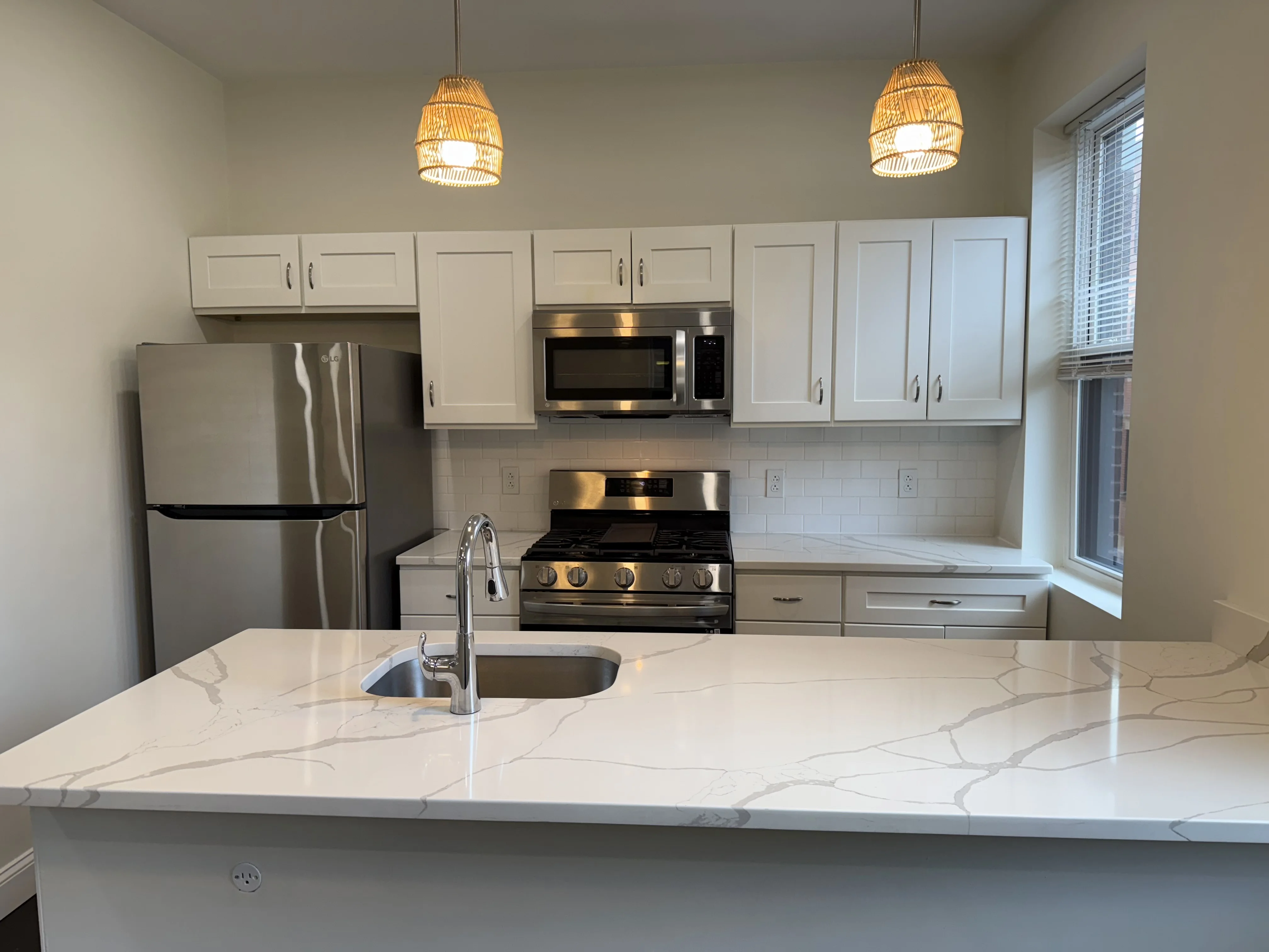 2 bed, 1 bath apartment for rent at 49 Charter St Unit 3A, North End — photo 2 of 15