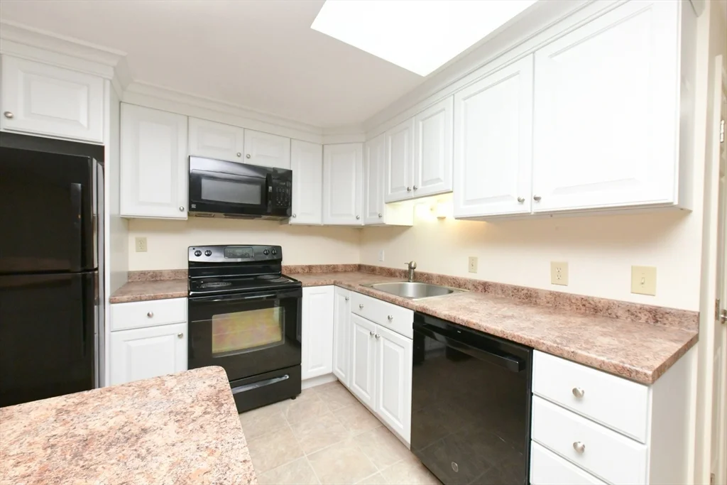 3 bed, 3 bath apartment for rent at 49 Chase Rd, East Sandwich — photo 11 of 41