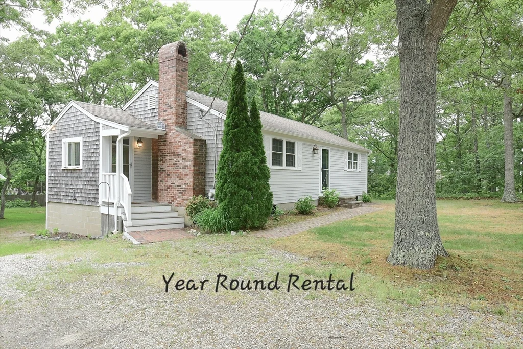 3 bed, 3 bath apartment for rent at 49 Chase Rd, East Sandwich — photo 1 of 41