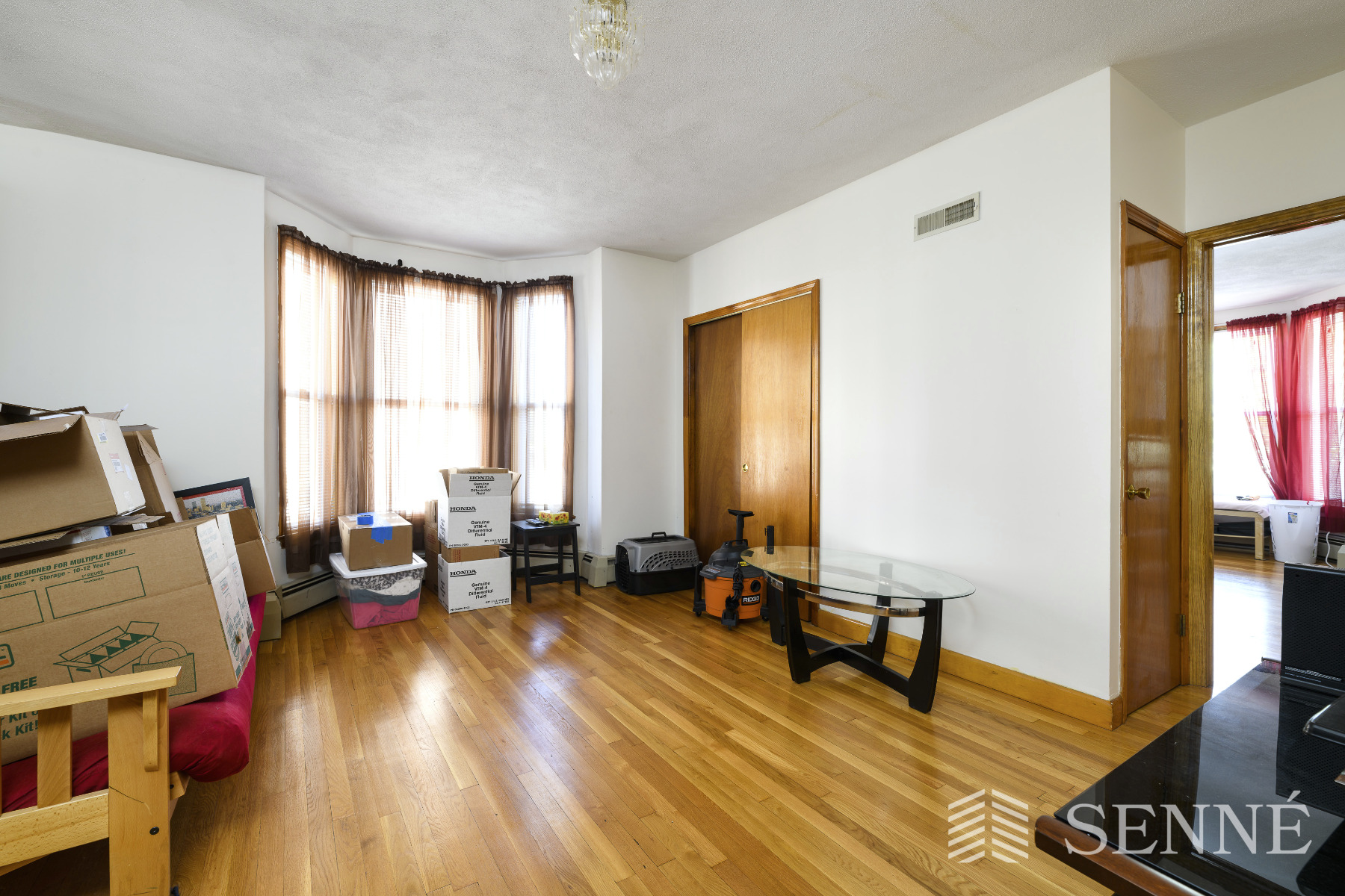 1 bed, 1 bath apartment for rent at 49 Concord Ave Unit 1, Ward Two — photo 3 of 8