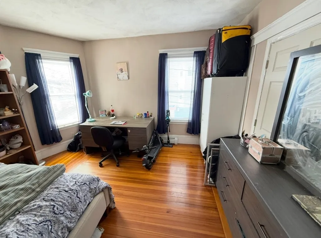 3 bed, 1 bath apartment for rent at 49 Conwell Ave Unit 2, West Somerville — photo 14 of 19
