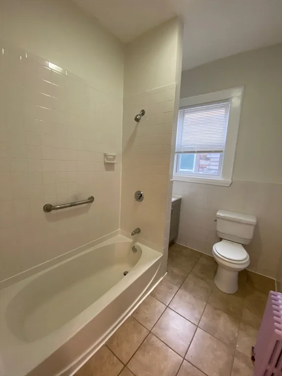 4 bed, 1 bath apartment for rent at 49 Copeland St Unit 2, Roxbury — photo 7 of 7