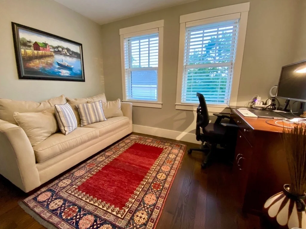 3 bed, 2 bath apartment for rent at 49 Cottage St Unit 2, Newton Upper Falls — photo 6 of 11