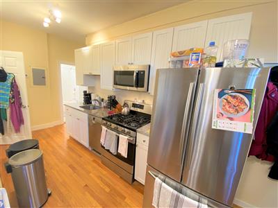1 bed, 1 bath apartment for rent at 49 Cross St Unit 1, East Somerville — photo 2 of 11