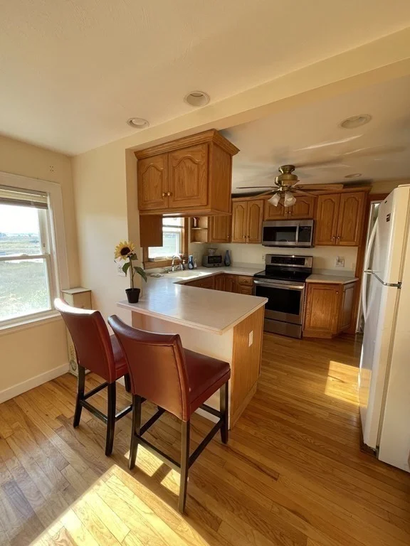 3 bed, 1 bath apartment for rent at 49 Deerfield St Unit SF, Squantum — photo 5 of 14