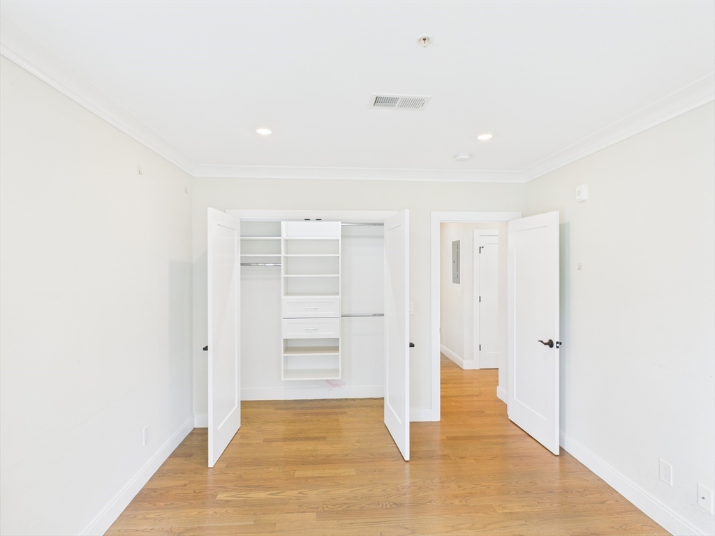 3 bed, 2 bath apartment for rent at 49 Dustin St Unit 2, Brighton — photo 9 of 17