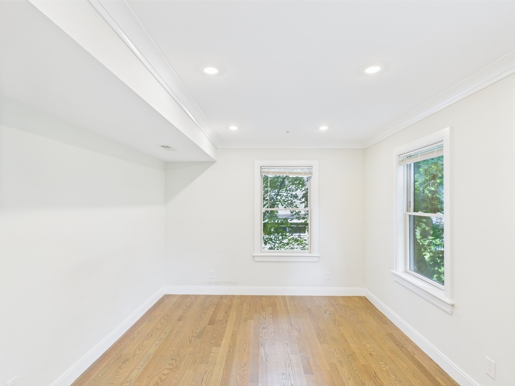 3 bed, 2 bath apartment for rent at 49 Dustin St Unit 2, Brighton — photo 4 of 17