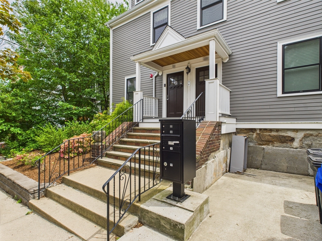 3 bed, 2 bath apartment for rent at 49 Dustin St Unit 2, Brighton — photo 16 of 17