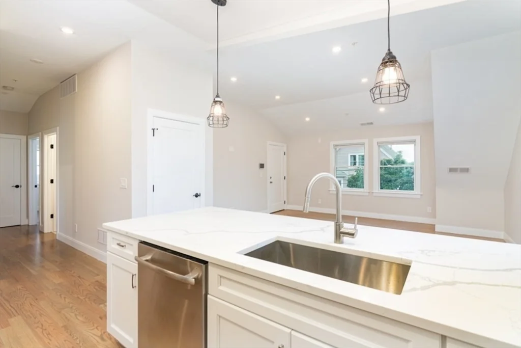 3 bed, 2 bath apartment for rent at 49 Dustin St Unit 3, Brighton — photo 4 of 14