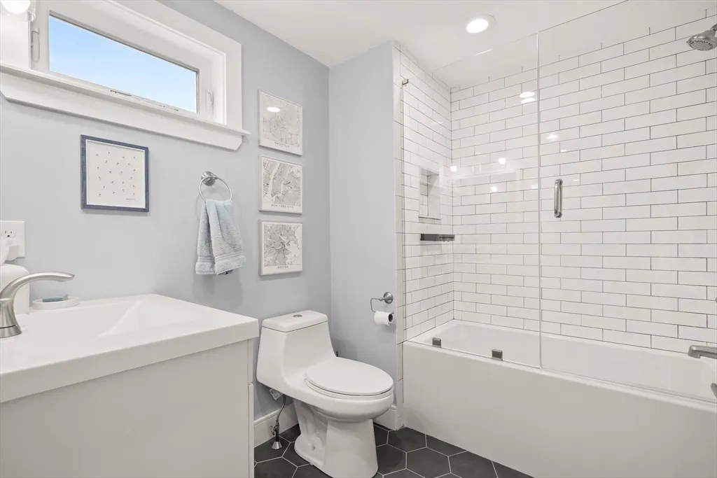 2 bed, 2 bath apartment for rent at 49 Eutaw St Unit 2, Eagle Hill — photo 15 of 31
