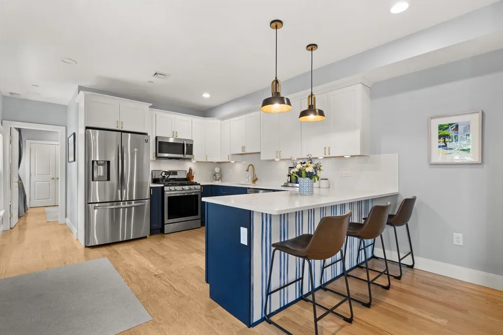 2 bed, 2 bath apartment for rent at 49 Eutaw St Unit 2, Eagle Hill — photo 3 of 31