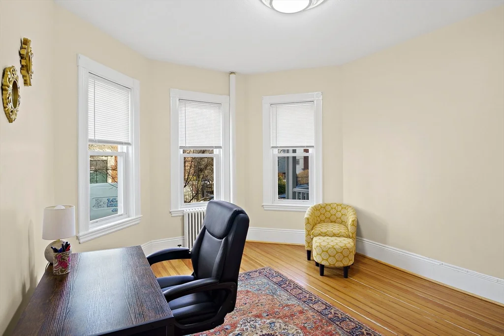 2 bed, 1 bath apartment for rent at 49 Fayston St Unit 1, Dorchester — photo 5 of 23
