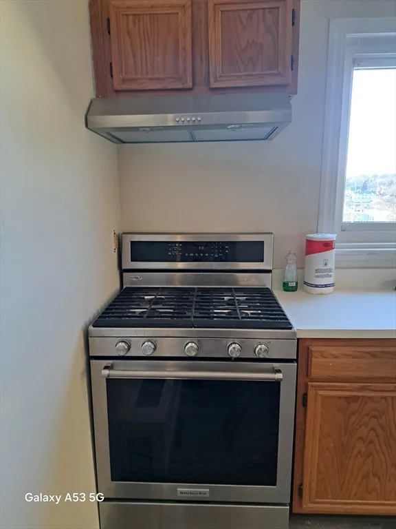 2 bed, 1 bath apartment for rent at 49 Francis St Unit 2, Worcester — photo 7 of 26