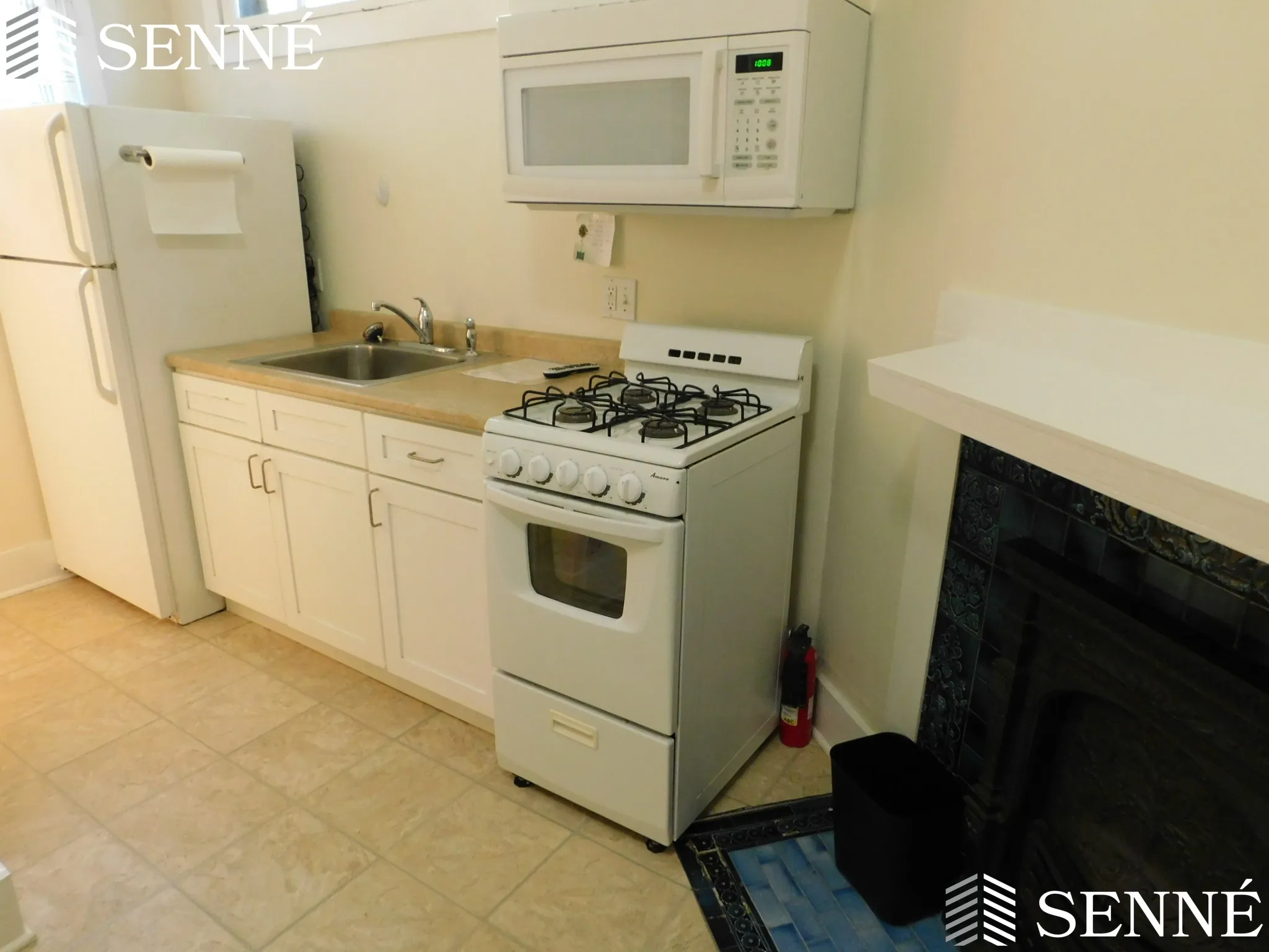 Studio bed, 1 bath apartment for rent at 49 Garfield St Unit 2, Baldwin — photo 4 of 8