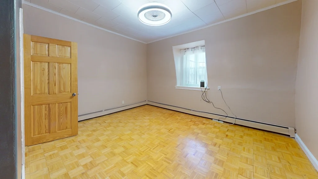 4 bed, 2 bath apartment for rent at 49 Glenwood Unit 2, Magoun Square — photo 6 of 13