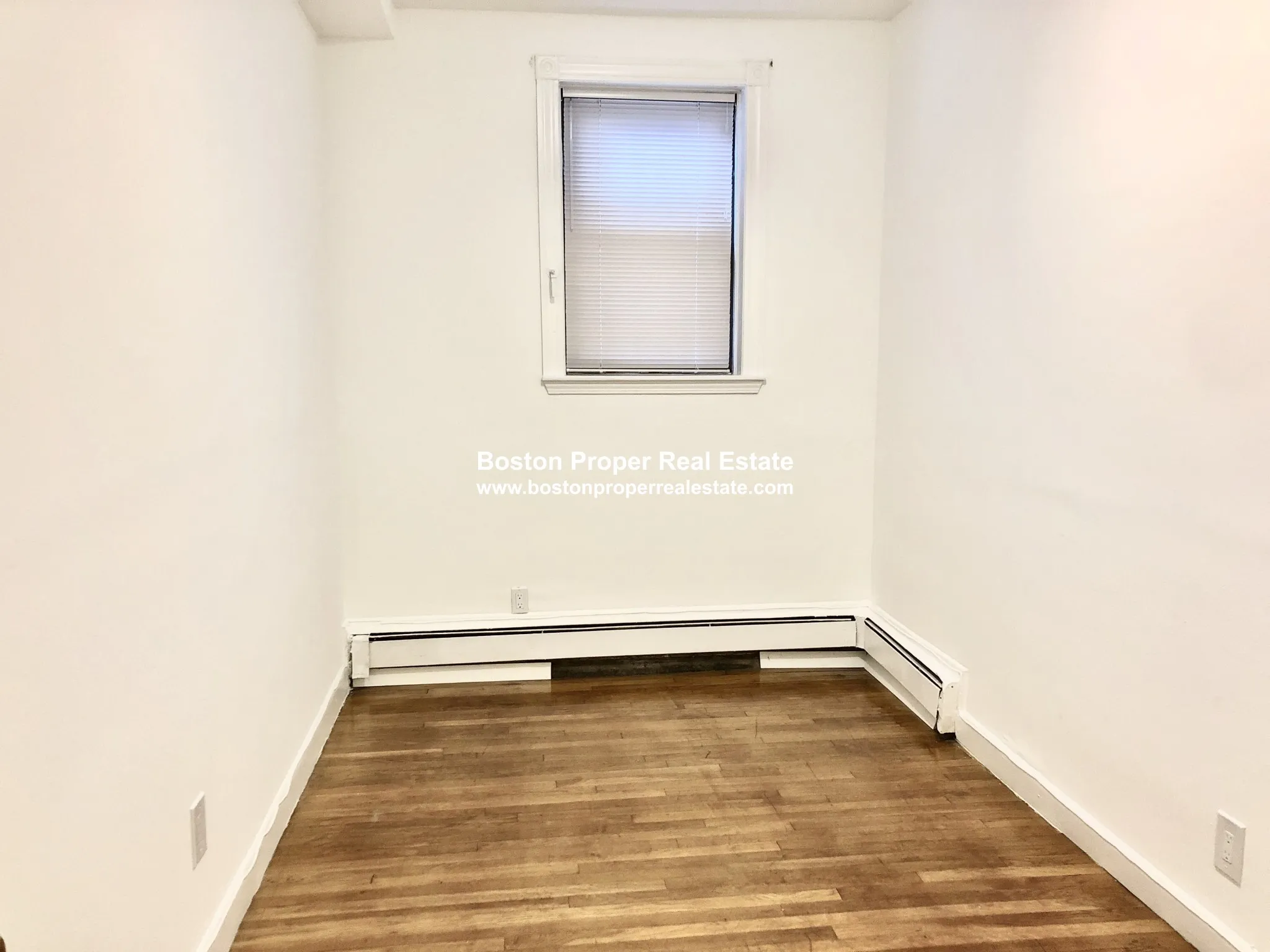 1 bed, 1 bath apartment for rent at 49 Gloucester St Unit 2, Back Bay — photo 8 of 10