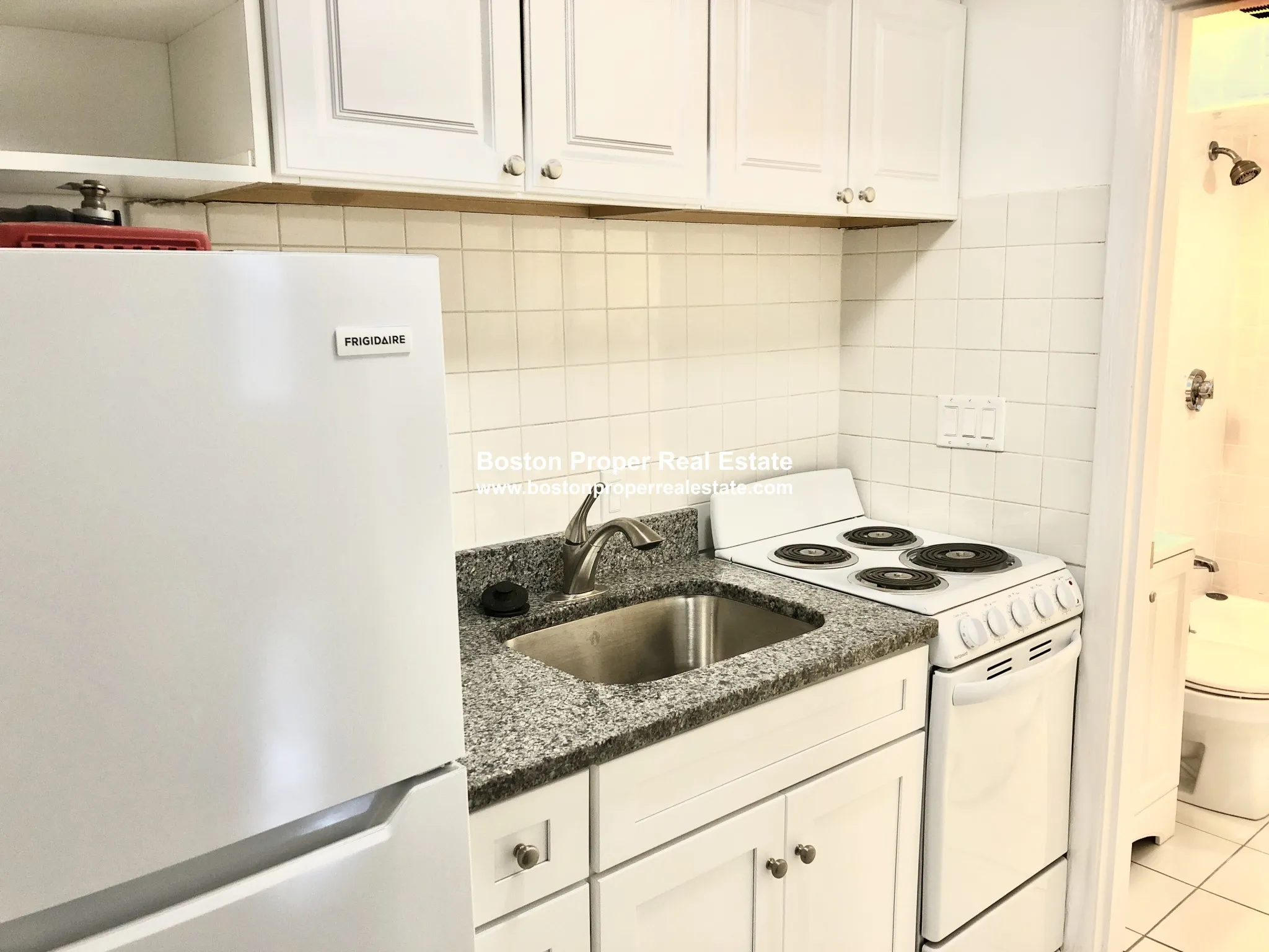 1 bed, 1 bath apartment for rent at 49 Gloucester St Unit 2, Back Bay — photo 5 of 10
