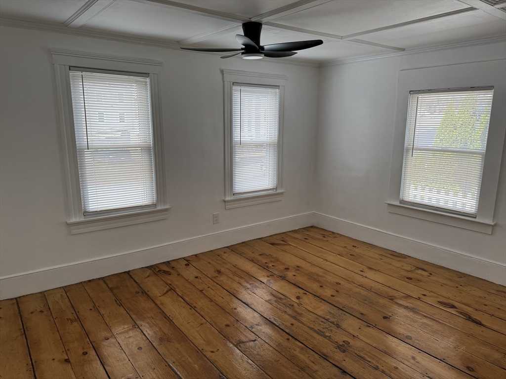 3 bed, 2 bath apartment for rent at 49 Green St Unit 1, Zip 01830 — photo 16 of 23