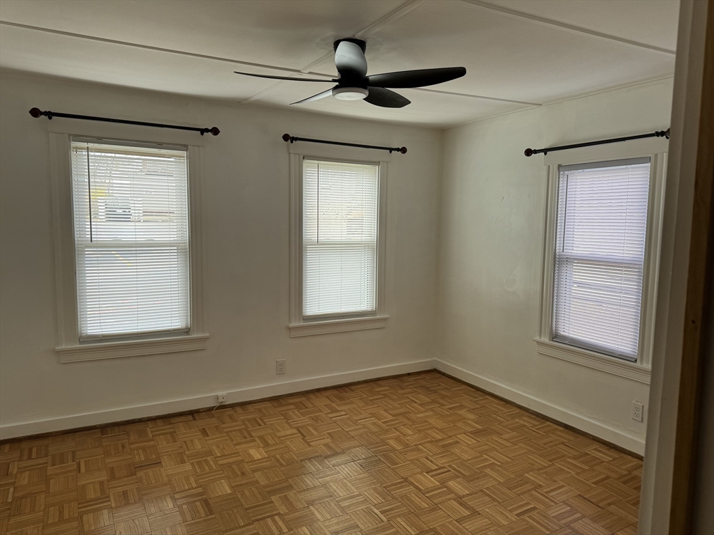 3 bed, 2 bath apartment for rent at 49 Green St Unit 1, Zip 01830 — photo 11 of 23