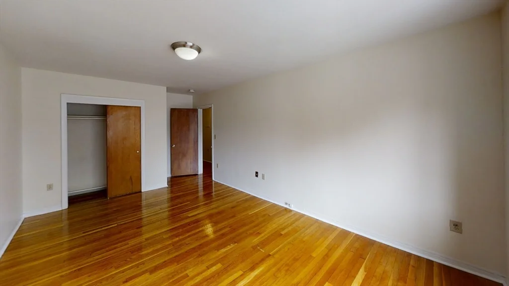 2 bed, 1 bath apartment for rent at 49 Green Unit 5, Coolidge Corner — photo 11 of 12