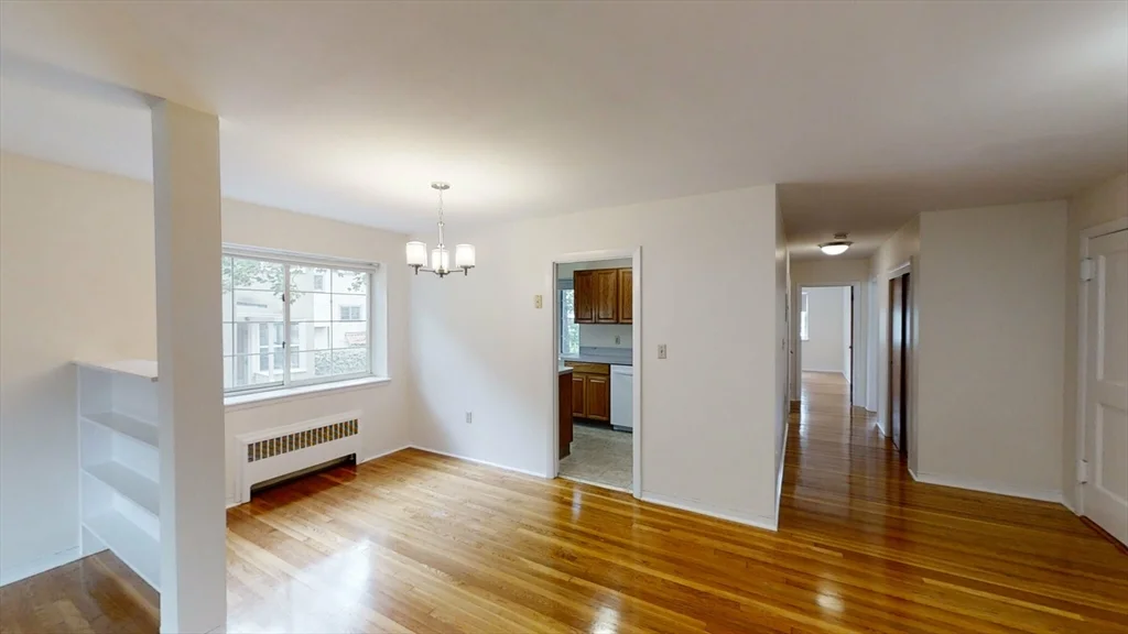 2 bed, 1 bath apartment for rent at 49 Green Unit 5, Coolidge Corner — photo 4 of 12