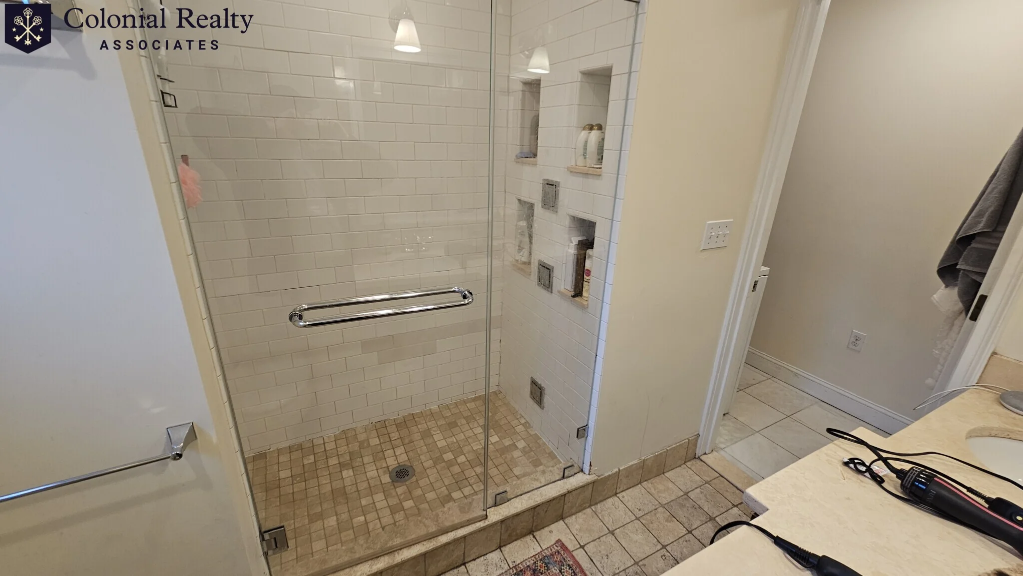 6 bed, 2.5 bath apartment for rent at 49 Greycliff Unit 15, Brighton — photo 4 of 13