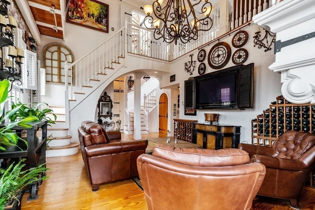 1 bed, 2 bath apartment for rent at 49 Grove St Unit 4, Beacon Hill — photo 11 of 29