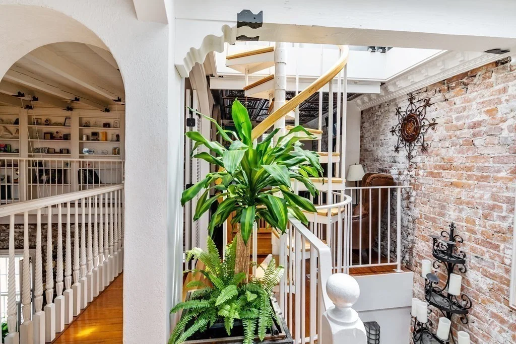 1 bed, 2 bath apartment for rent at 49 Grove St Unit 4, Beacon Hill — photo 8 of 29
