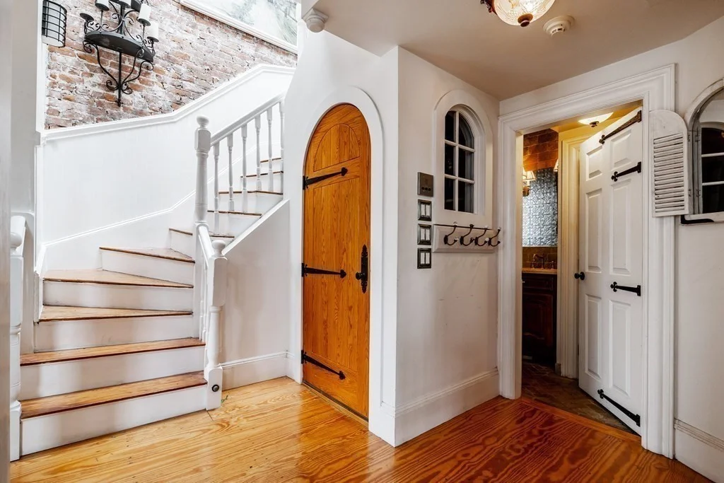 1 bed, 2 bath apartment for rent at 49 Grove St Unit 4, Beacon Hill — photo 13 of 29